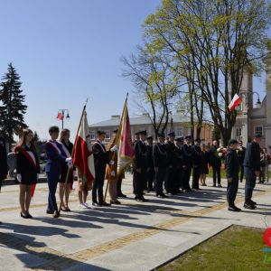 Fotogaleria obchody rocznicy Konstytucji 3 Maja 3.05.2022 r. Złożenie wieńców