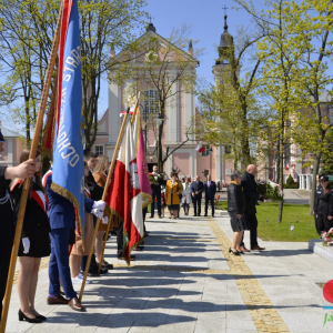 Fotogaleria obchody rocznicy Konstytucji 3 Maja 3.05.2022 r. Złożenie wieńców